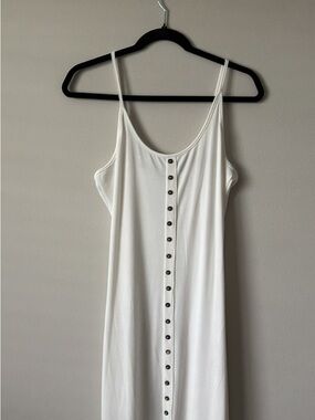 BRAND NEW - White Button-Down Dress w/ slit